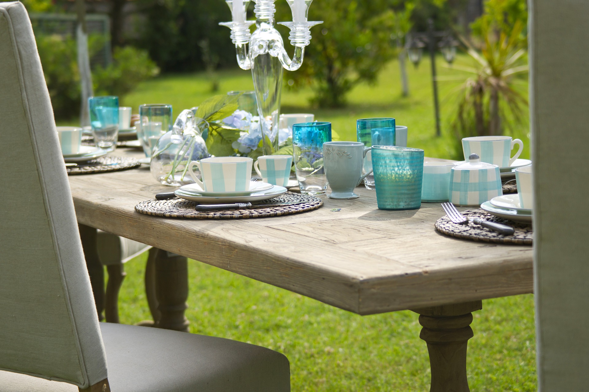 Read more about the article Outdoor Dining Selection